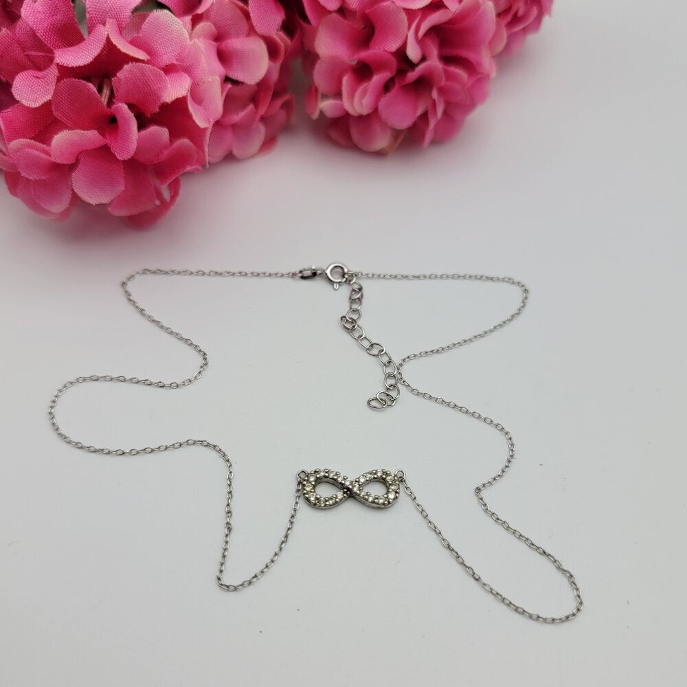 Vintage Sterling Silver Cubic Zirconia Figure 8 Infinity Necklace 18" Adj.